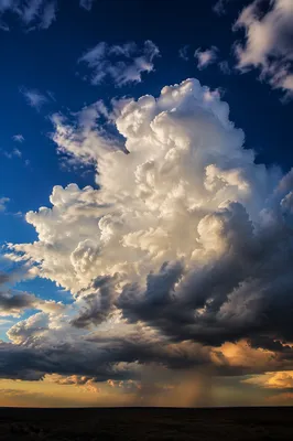 Dramatic Blue Sky With Towering Clouds