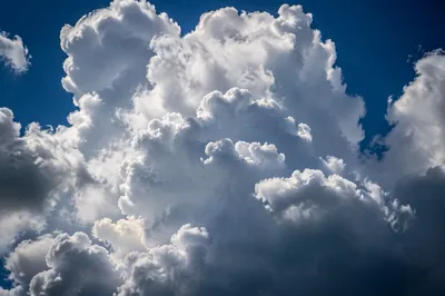 Dramatic Blue Sky With Towering Clouds