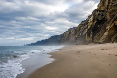 Contemplative Ocean Horizon from Rugged Cliffs