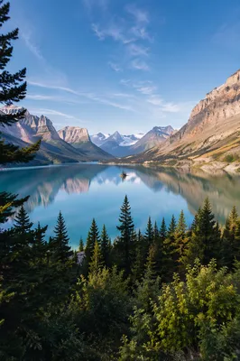 Still Alpine Lake Reflection Mountain View