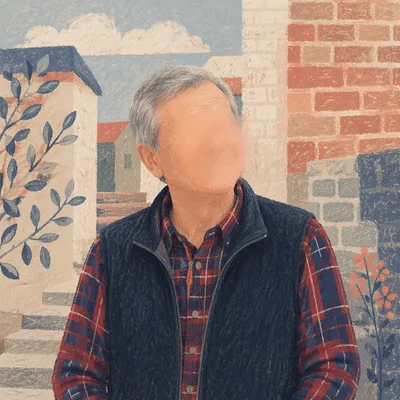 Gentle Elderly Portrait in Soft Daylight