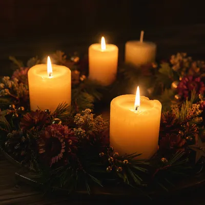 Warm Advent Candle Wreath in Candlelight