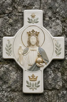 Christ the King Sunday Crowned Cross Plaque