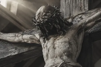 Shadowed Crown and Cross for Christ the King