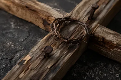 Good Friday Cross with Crown and Nails