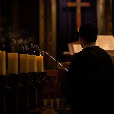 Good Friday Tenebrae Candle Extinguishing Service