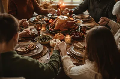 Thanksgiving Family Prayer Around Dinner Table