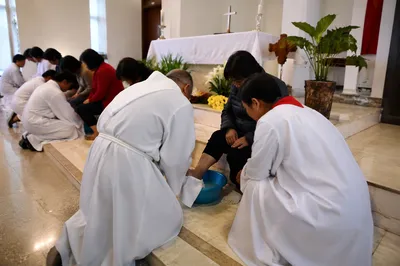 Holy Thursday Foot Washing in Modest Sanctuary