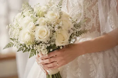 Elegant White Rose Wedding Bouquet Close-Up