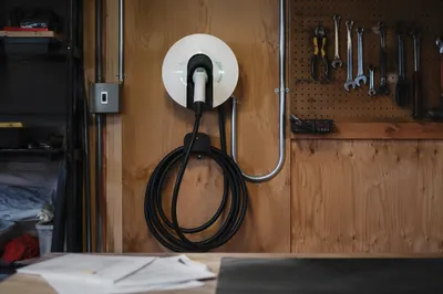 Home Garage Electric Vehicle Charger