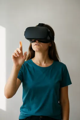 Immersive Virtual Reality Headset Experience