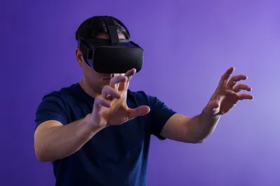 Immersive Virtual Reality Headset Experience