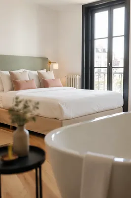 Serene Boutique Hotel Bed With City View