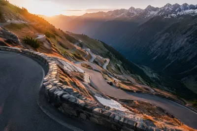 Sunrise Hairpin Road in Alpine Pass